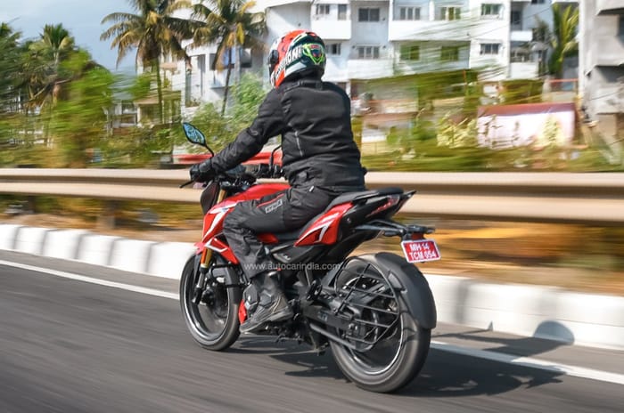 2024 Bajaj Pulsar N250 review: More Tech For Your Buck